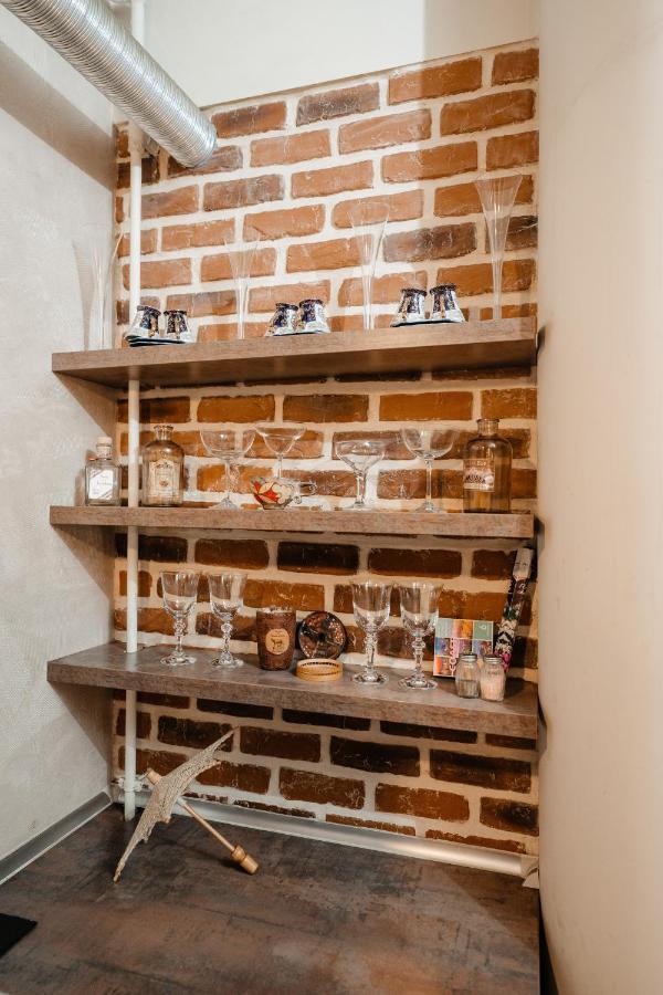 Bright And Cozy Design Apt With Office Apartment Cluj Napoca Bagian luar foto